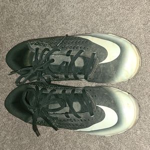 Boys baseball cleats ⚾️